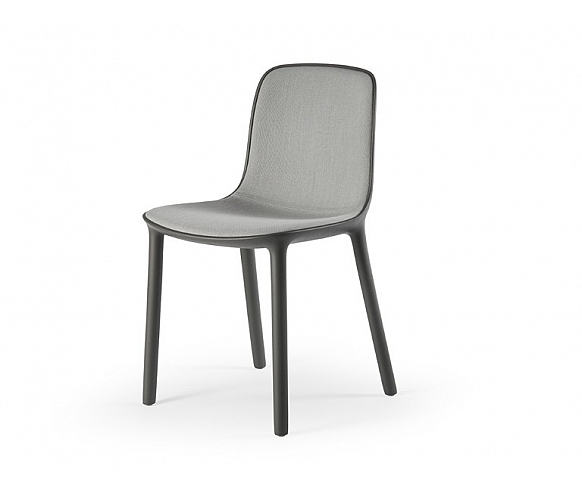 Freya chair